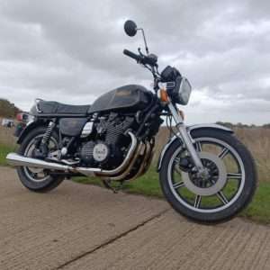 Alternative view of Yamaha XS1100 1980