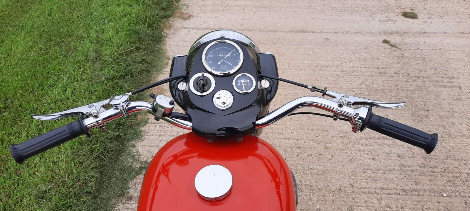 Royal Enfield "Crusader" 250 1965 - Image 8