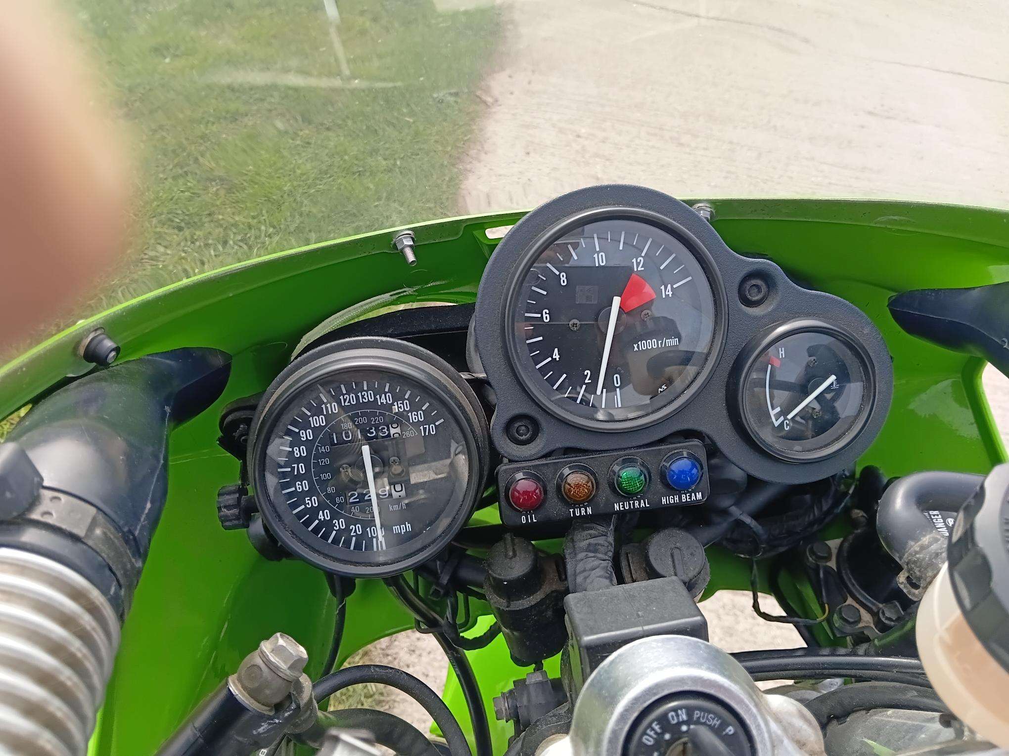 Kawasaki ZXR750 H1 1989 - Image 6