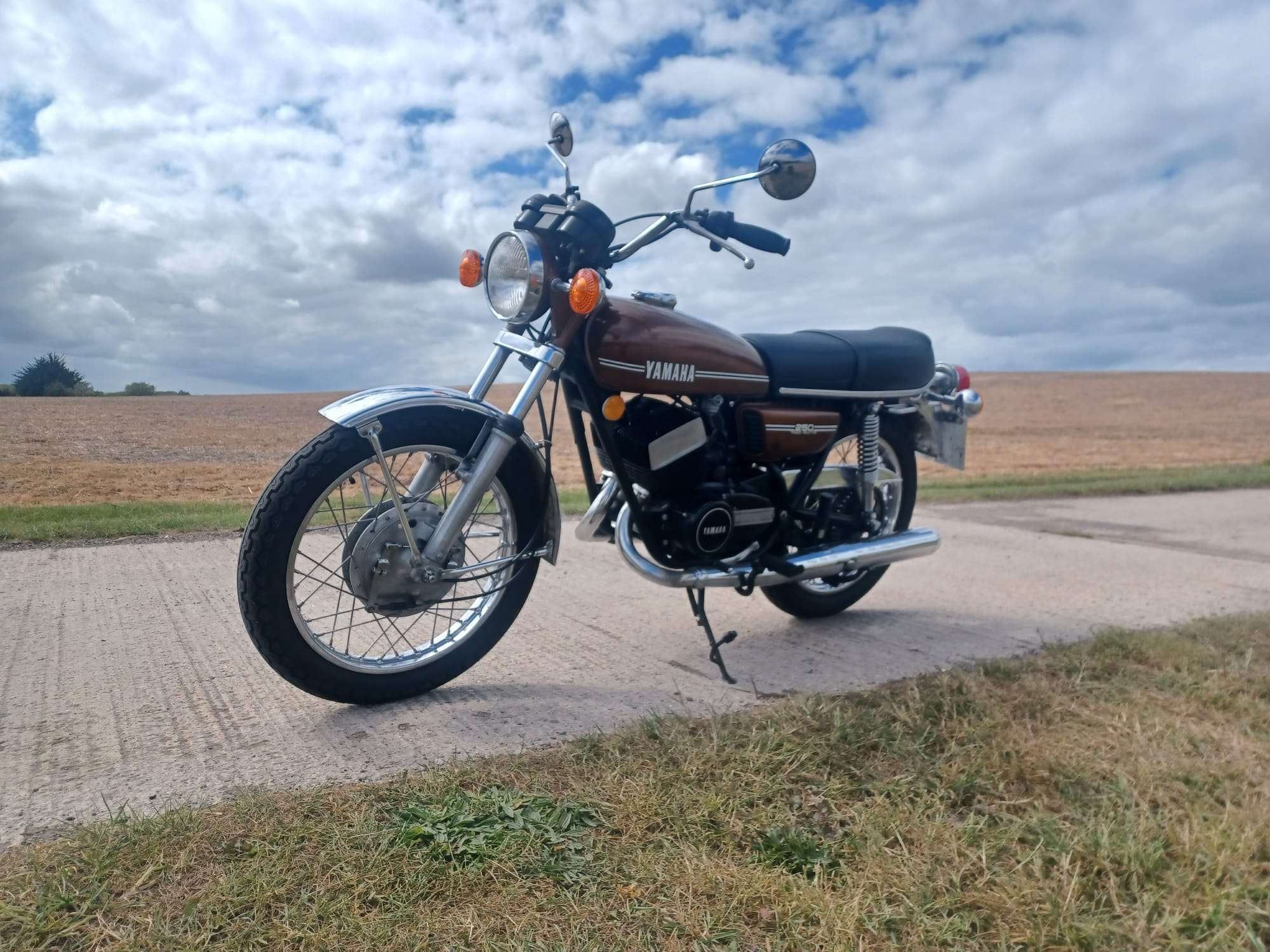 Yamaha RD250A 1974 - Image 3