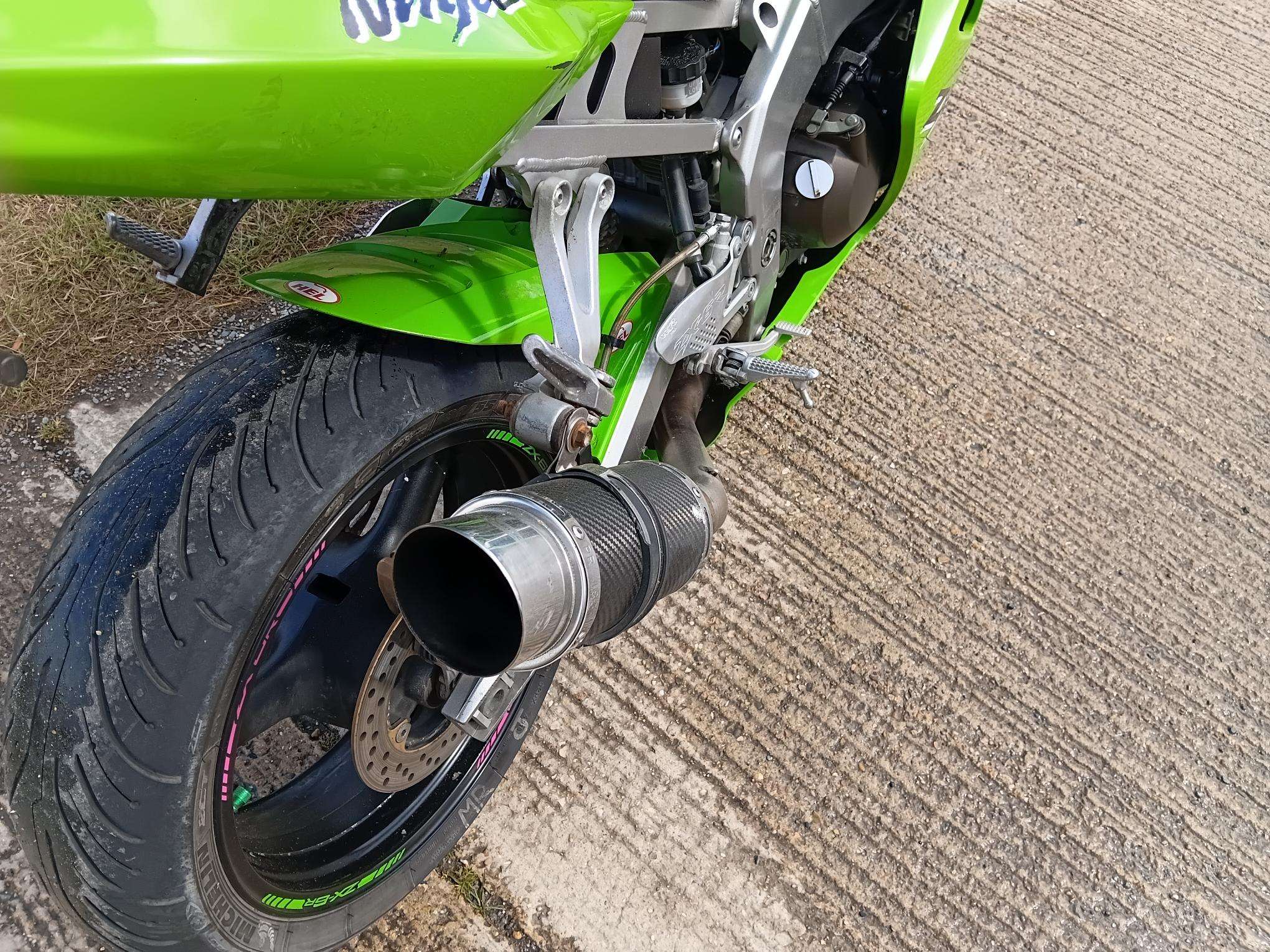 Kawasaki ZX636 2003 - Image 4