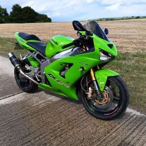 Alternative view of Kawasaki ZX636 2003