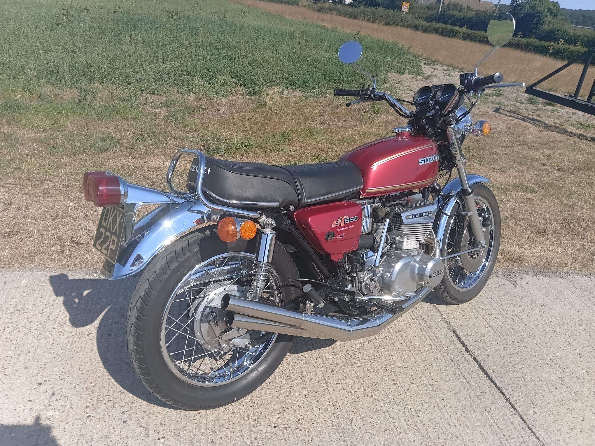 Suzuki GT550 1976 "Superb"! - Image 7