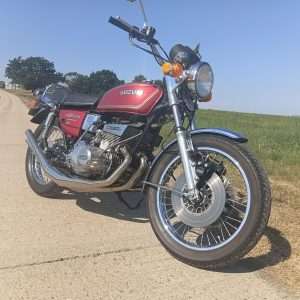 Suzuki GT550 1976 "Superb"!