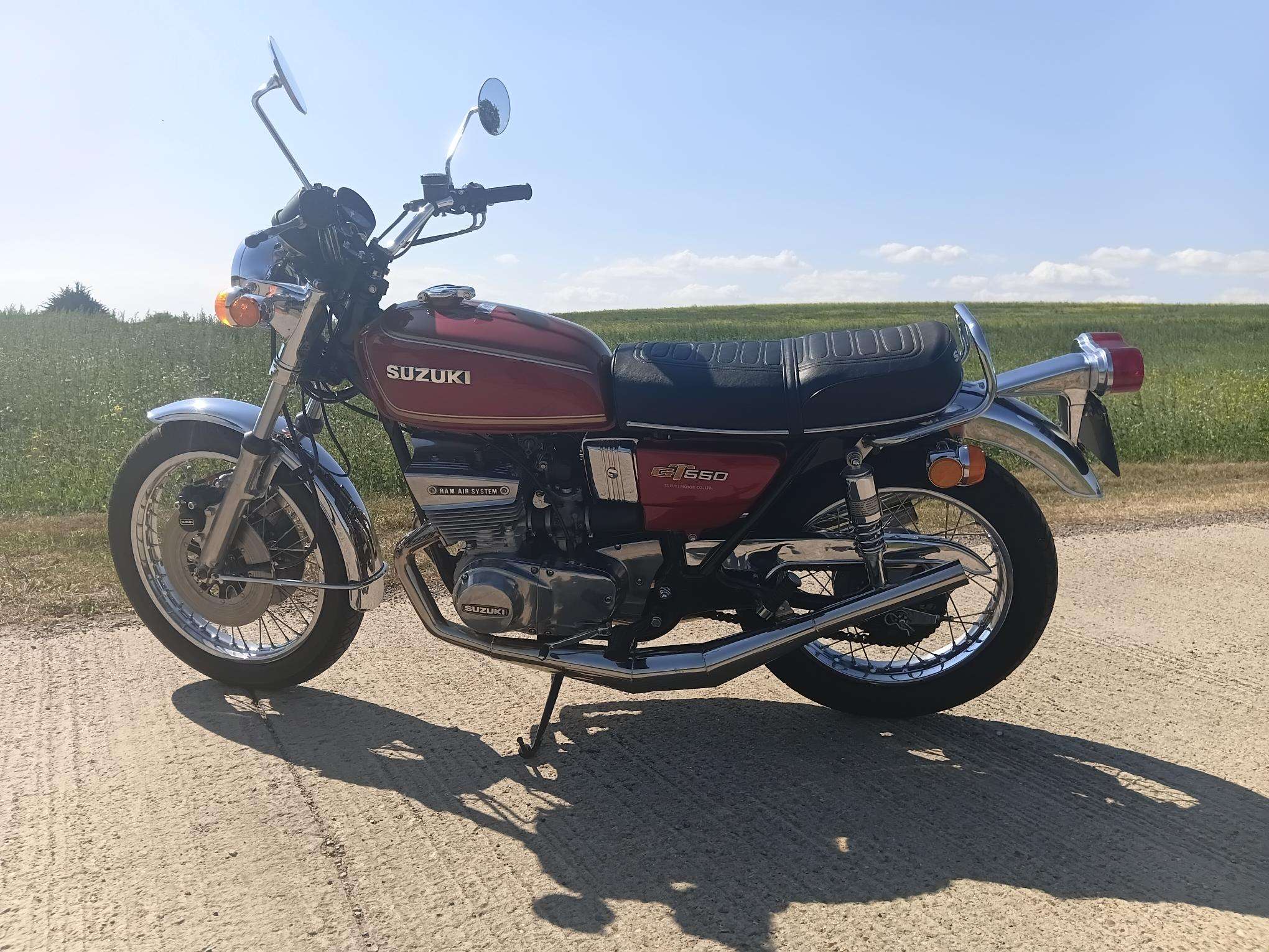 Suzuki GT550 1976 "Superb"! - Image 4