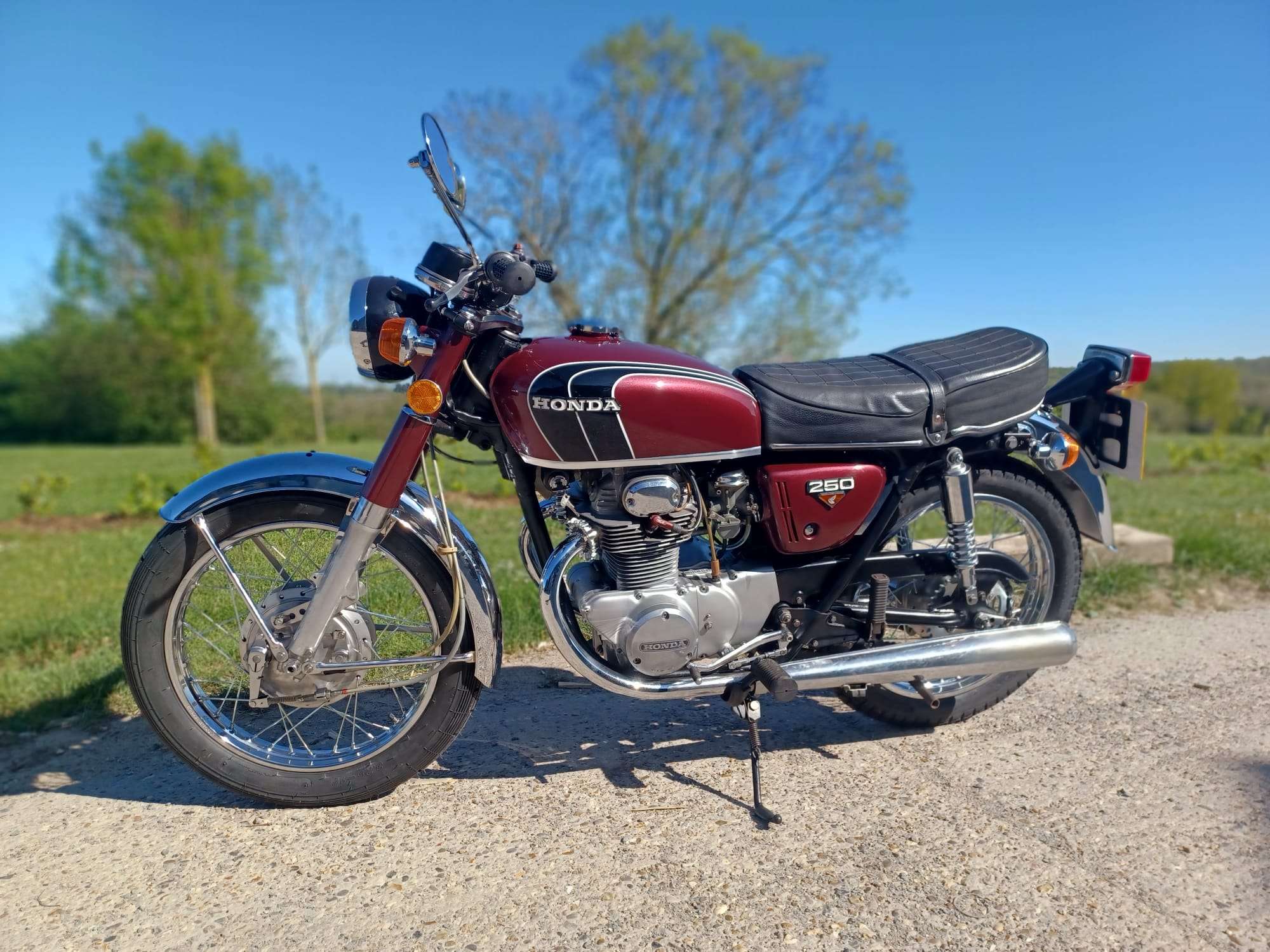 Honda CB250K 1973 - Image 2