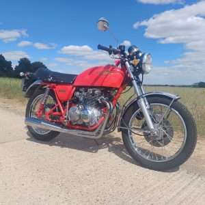 Alternative view of Honda CB400F 1976