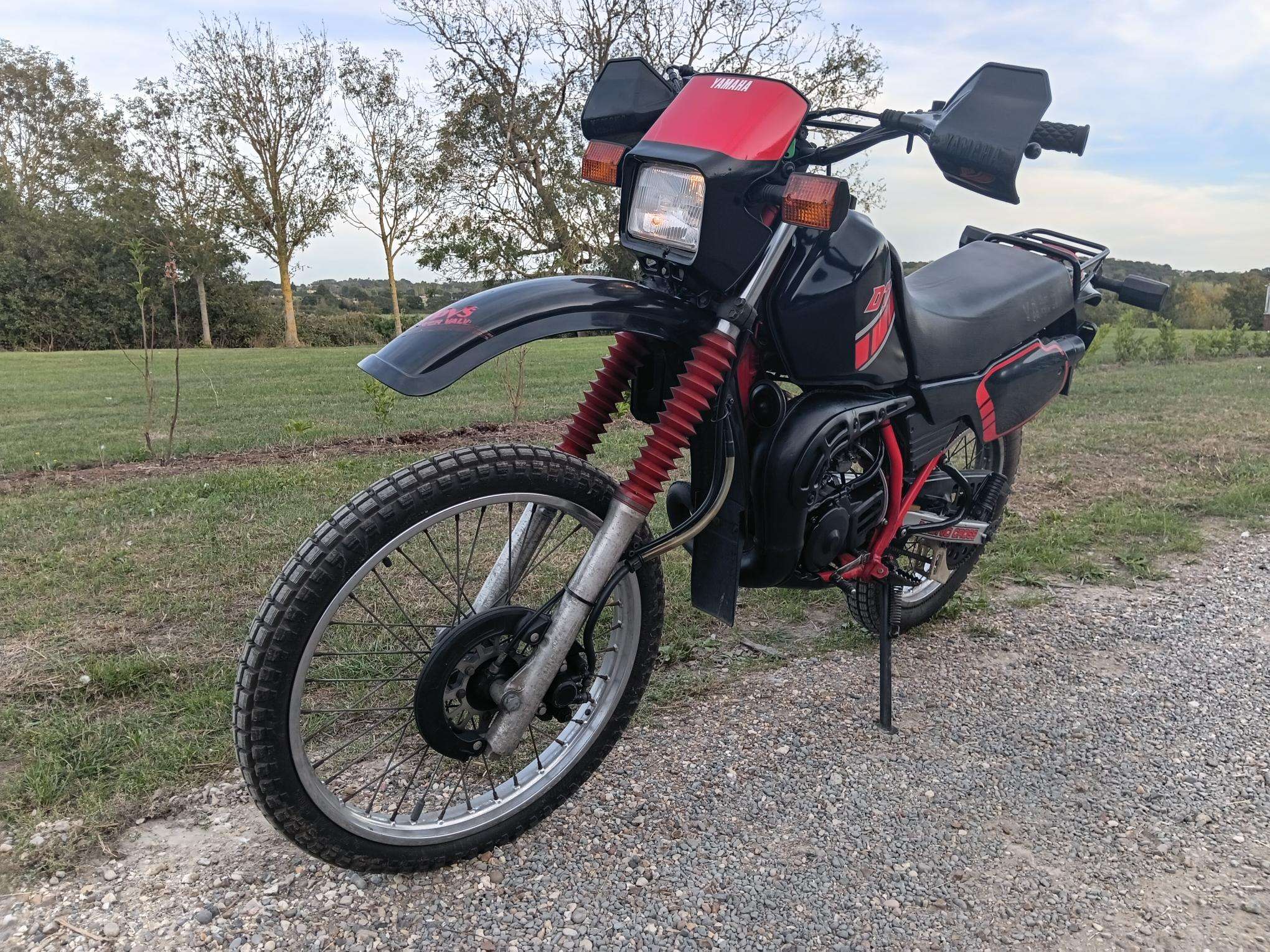 Yamaha DT125LC Ypvs "Full power" Swiss model.