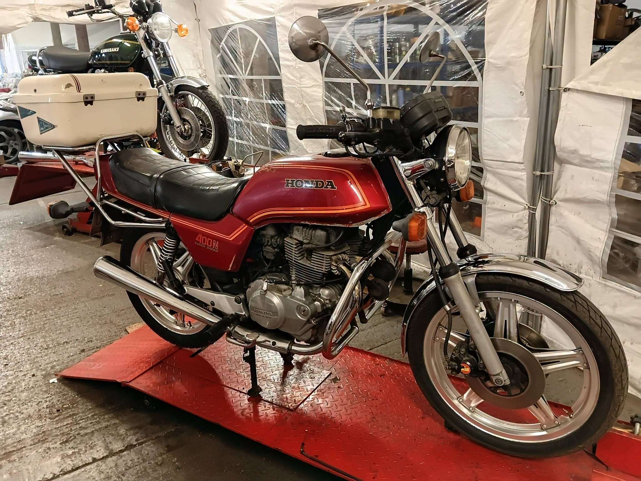 Honda CB400N priced to clear. - Image 2