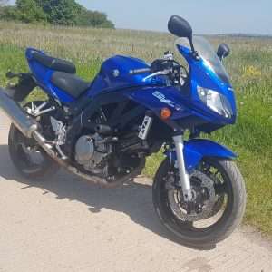 Suzuki SV650SK5 " A nice cheapy with a long MOT"