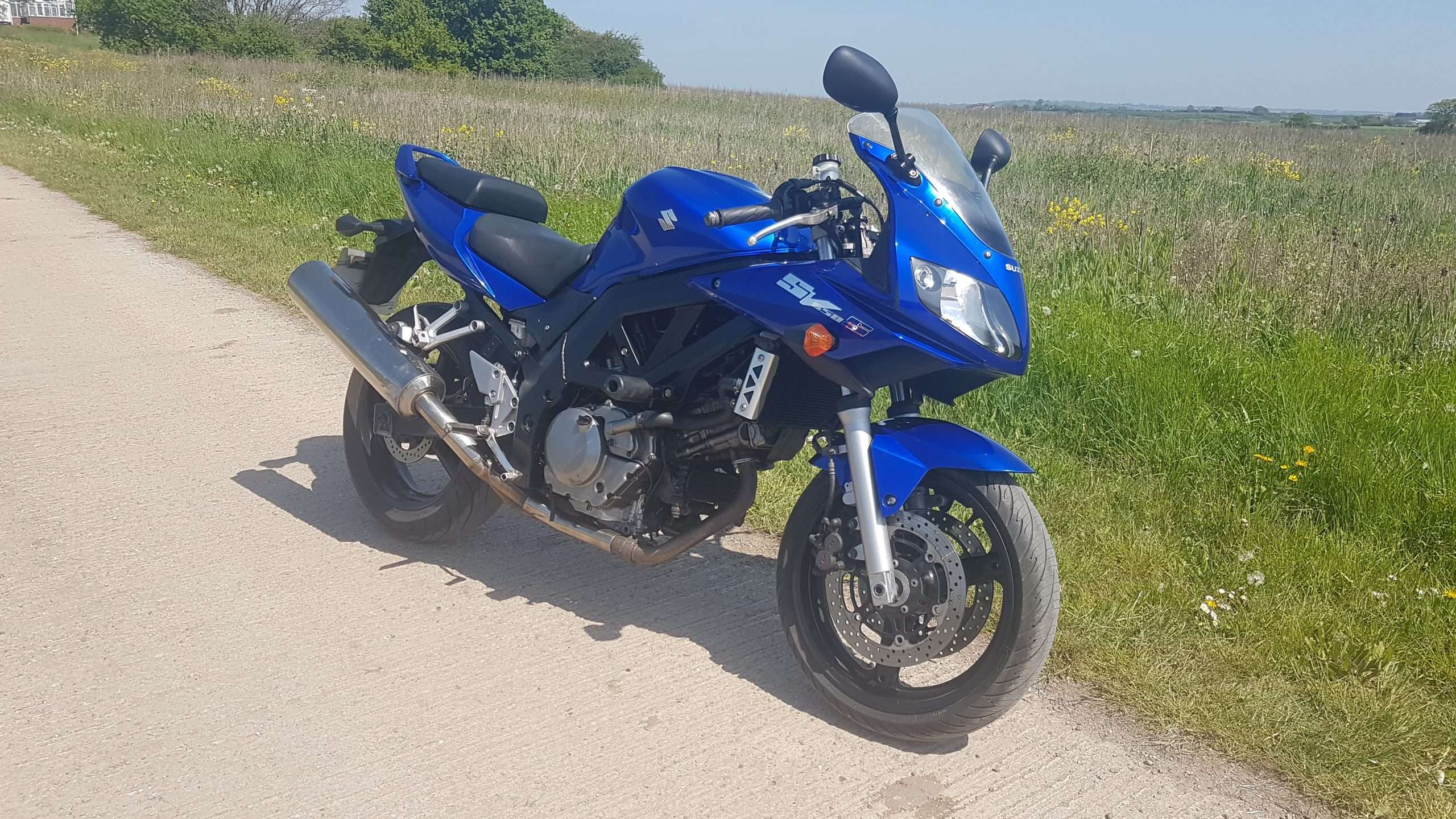 Suzuki SV650SK5 " A nice cheapy with a long MOT"