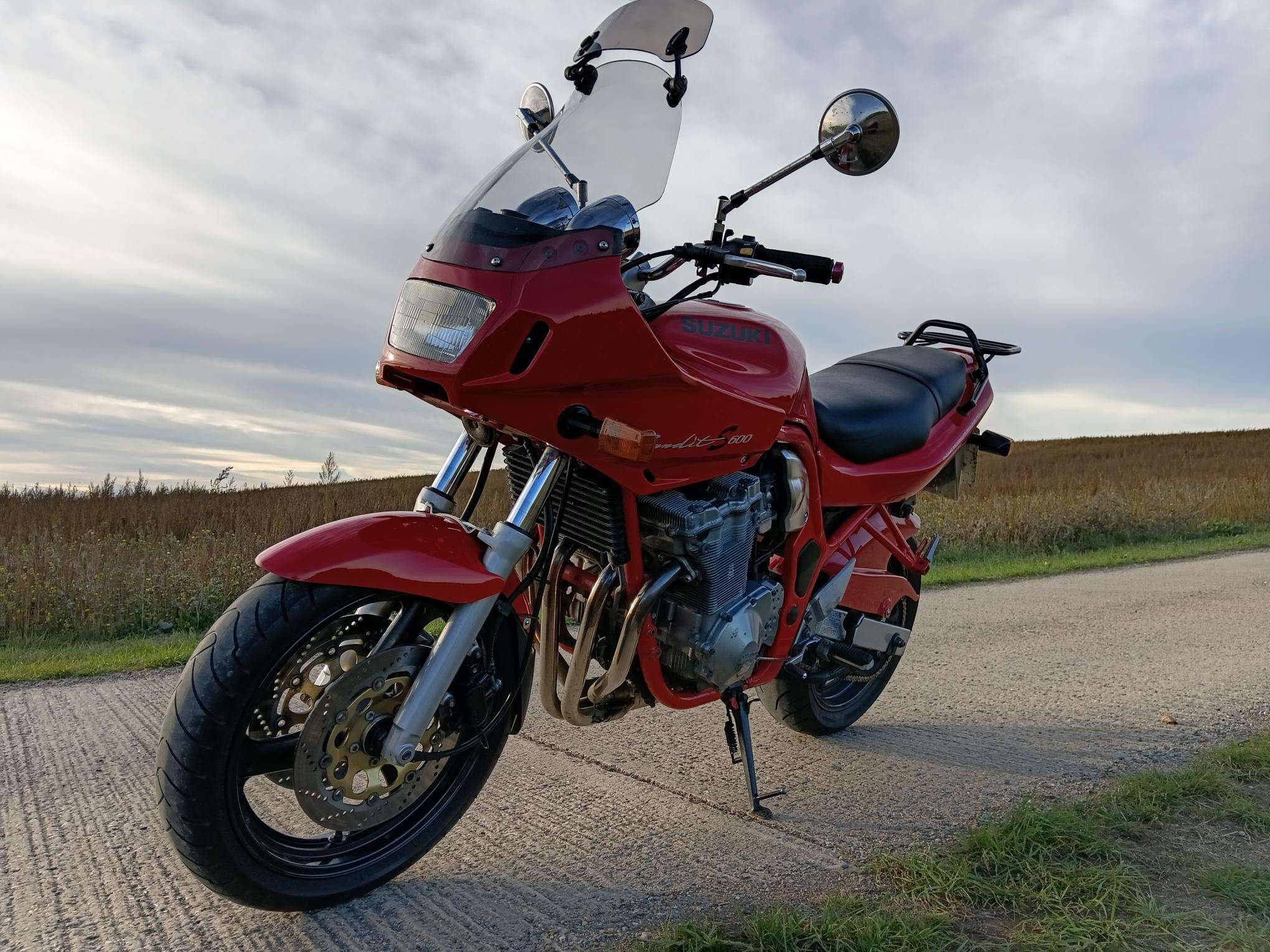 Suzuki GSF600S 1996 - Image 4